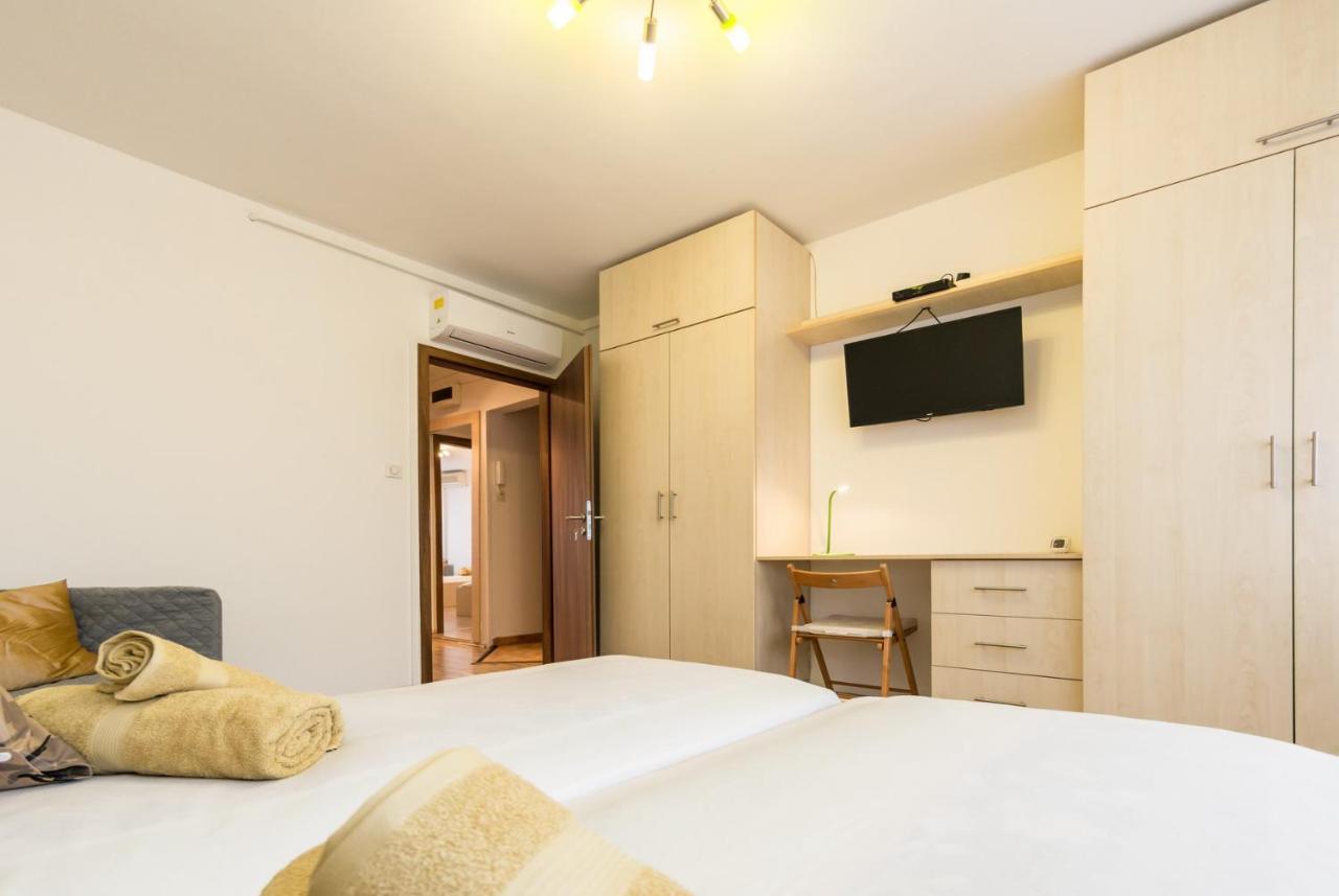 Central Home- Pesterzsebet บูดาเปสต์ ภายนอก รูปภาพ